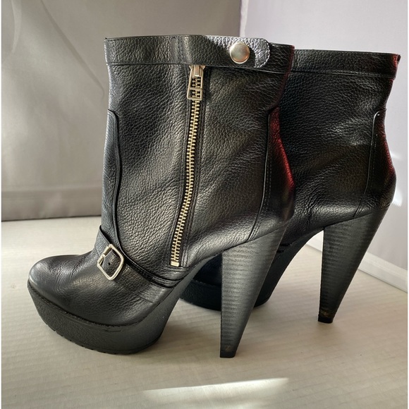 NWOT Pour La Victoire black leather with buckle zip up snap platform bootie sz 9 - Picture 2 of 13
